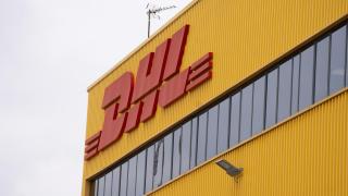 Centro logísitco de DHL en el aeropuerto de Vitoria-Gasteiz