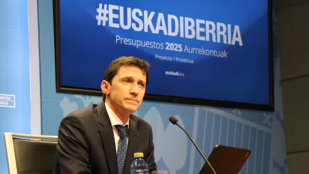 El consejero vasco de Hacienda, Noël D.Anjou