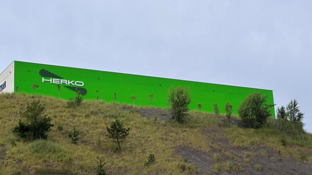 Nave de Herko Trucks, participada por BBK