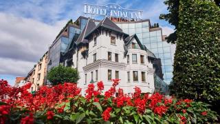 El polémico grupo Hotusa compra nueve hoteles Silken tras ser rescatado por la Sepi