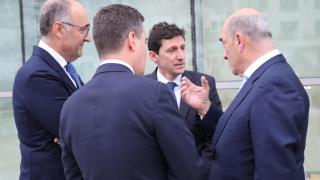 Guardian abre otra grieta en la industria vasca y fuerza a Lakua a acelerar inversiones