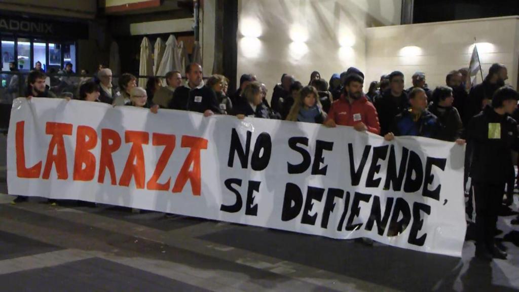 Movilización en Oyón contra el parque eólico de Labraza