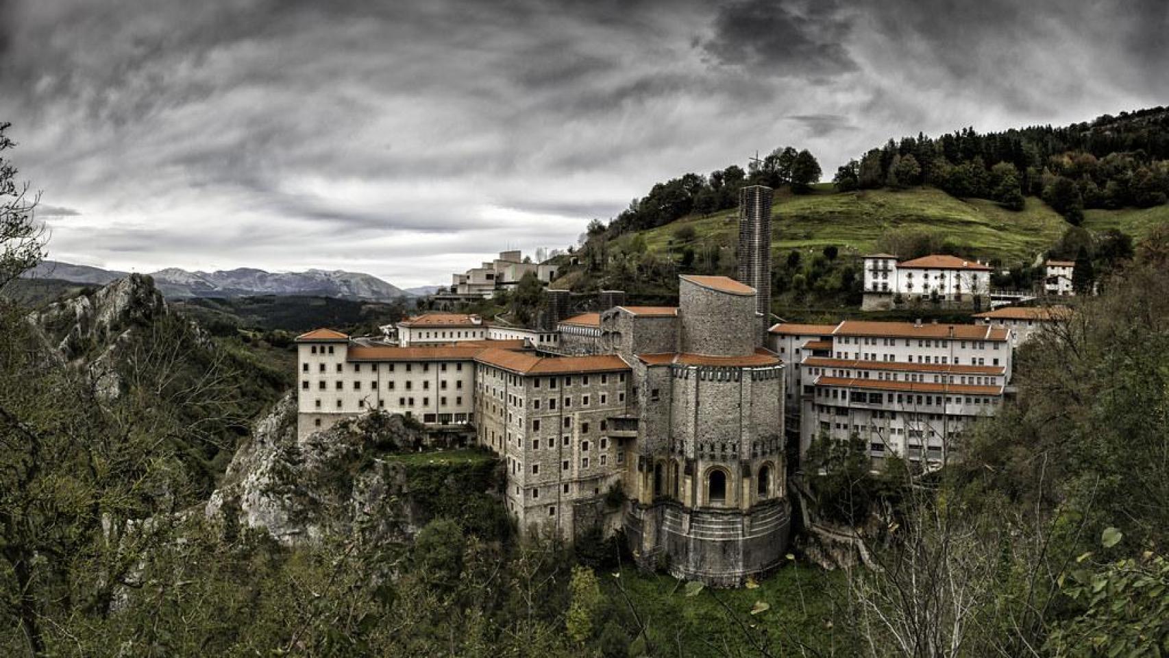 El santuario brutalista vasco.