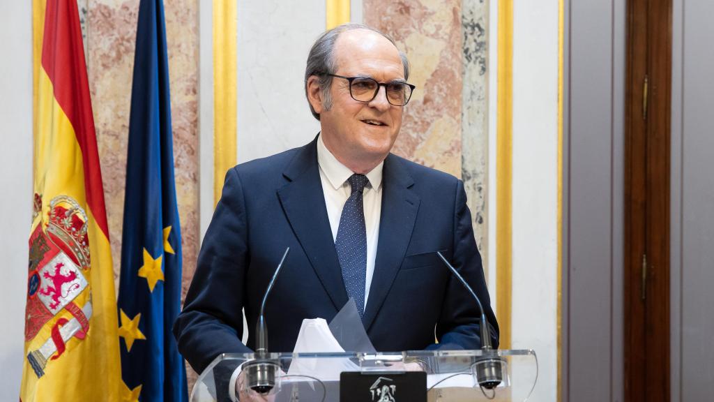El Defensor del Pueblo, Ángel Gabilondo, en el Congreso de los Diputados.