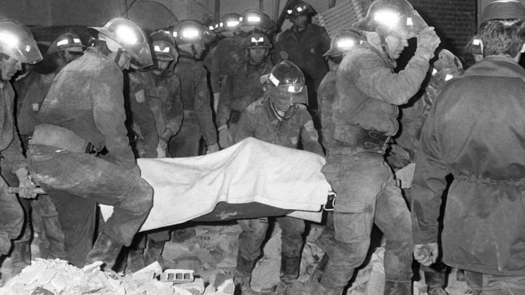 Rescate de las víctimas del atentado