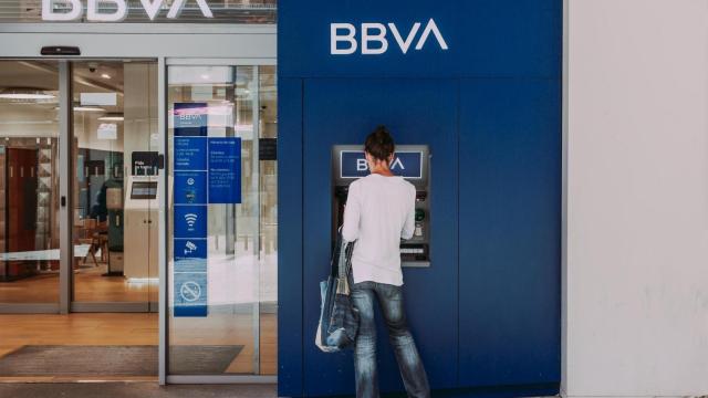La banca se suma a la pelea por el talento y deja atrás años de recorte