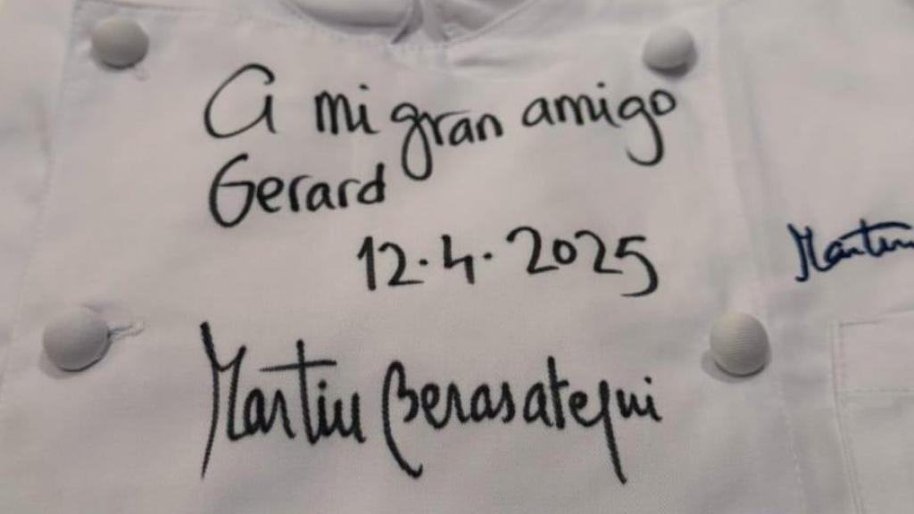 Chaqueta dedicada de Berasategui a Piqué