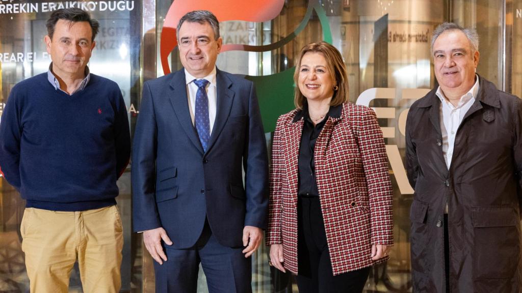 La reunión entre Confebask y el PNV en Sabin Etxea.