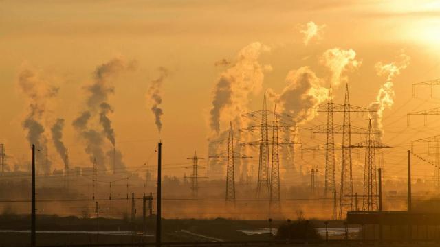 La huella de carbono de Iberdrola y BBVA asciende a 53 millones de toneladas de CO2