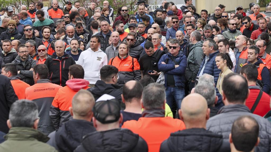Los trabajadores de la planta de Bridgestone en Basauri