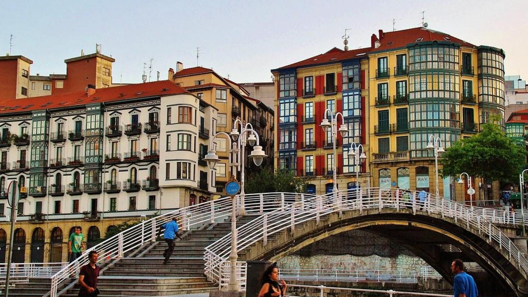 Pasarela de la ciudad más amable de España.