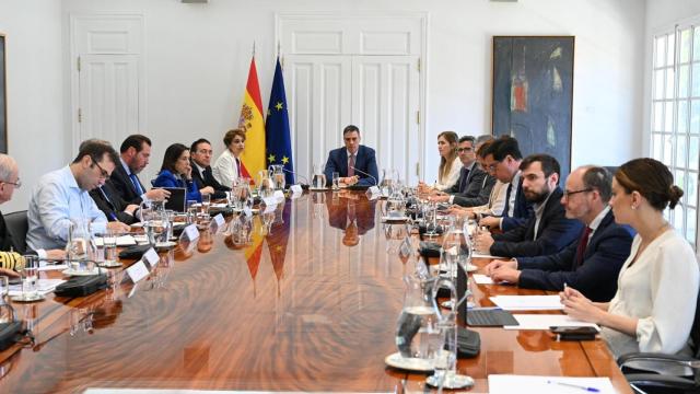 Pedro Sánchez en el consejo de ministros de urgencia por el apagón / EP