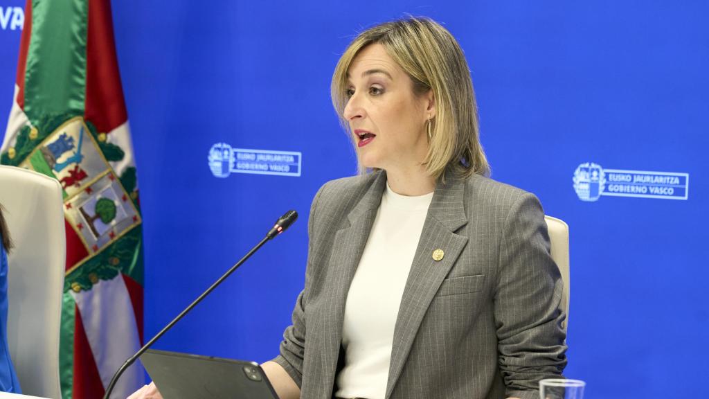 La portavoz del Gobierno vasco, María Ubarretxena