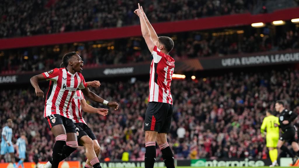 Los jugadores del Athletic Club celebran un gol anotado esta temporada en la Europa League.