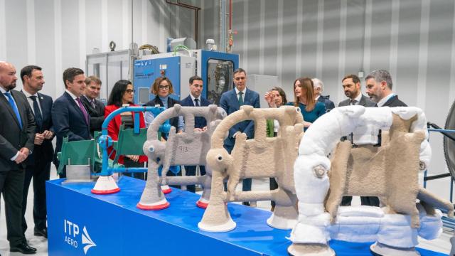 Visita de Pedro Sánchez e Imanol Pradales al centro de innovación de ITP / Iñaki Berasaluce / E Press