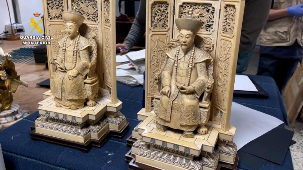 Piezas de marfil intervenidas poor la Guardia Civil y que se comercializaban de forma irregular