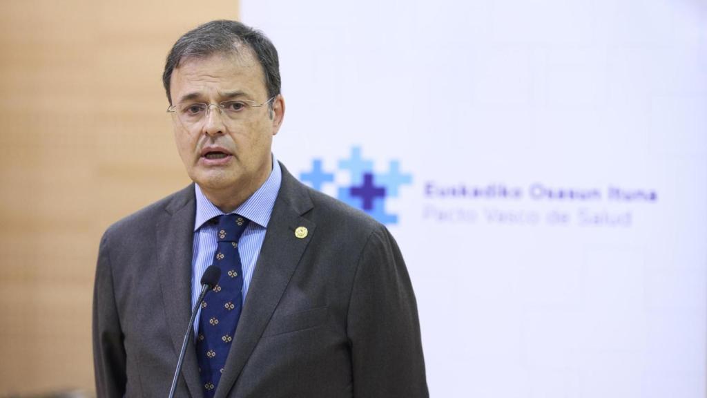 El consejero de Salud, Alberto Martínez