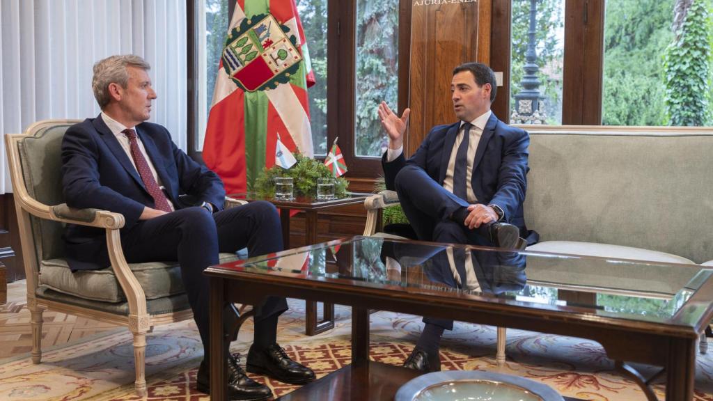 Reunión entre el lehendakari, Imanol Pradales y el presidente de la Xunta de Galicia, Alfonso Rueda