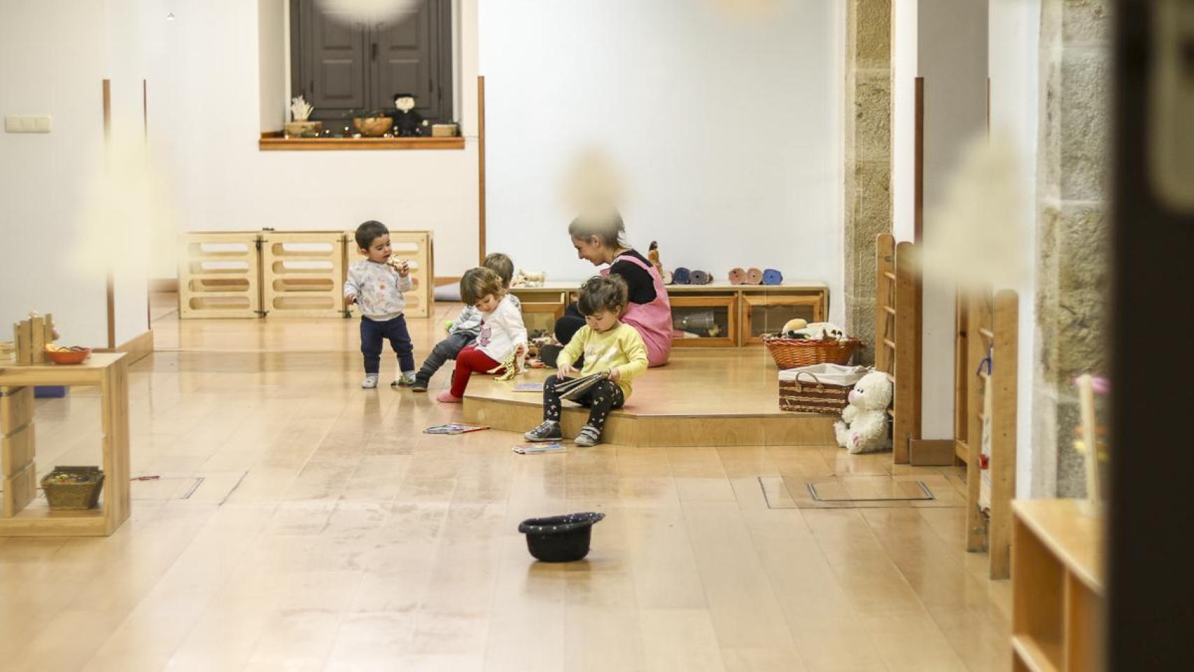 Niños en la ikastola con las cuotas más baratas.