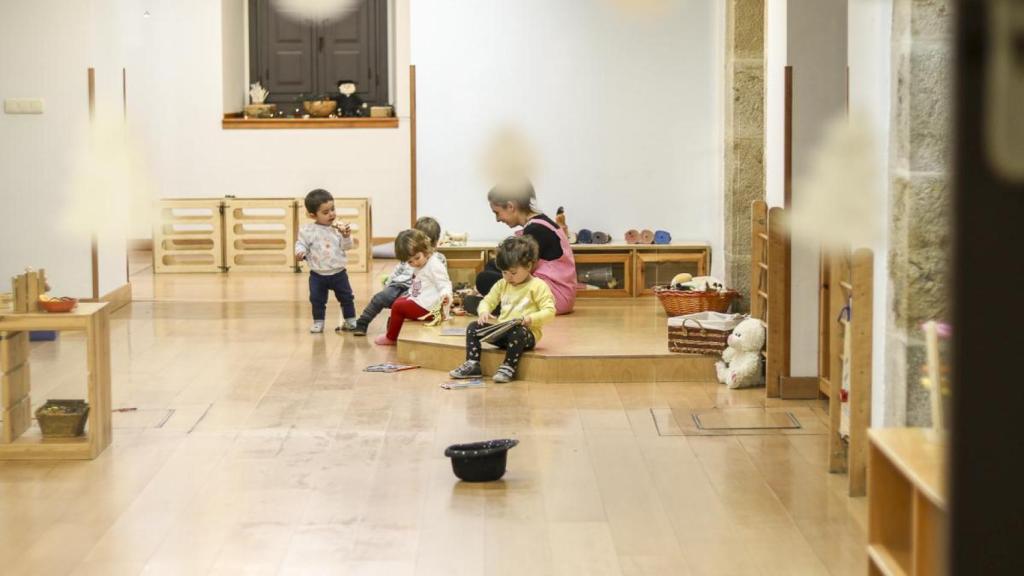 Niños en la ikastola con las cuotas más baratas.