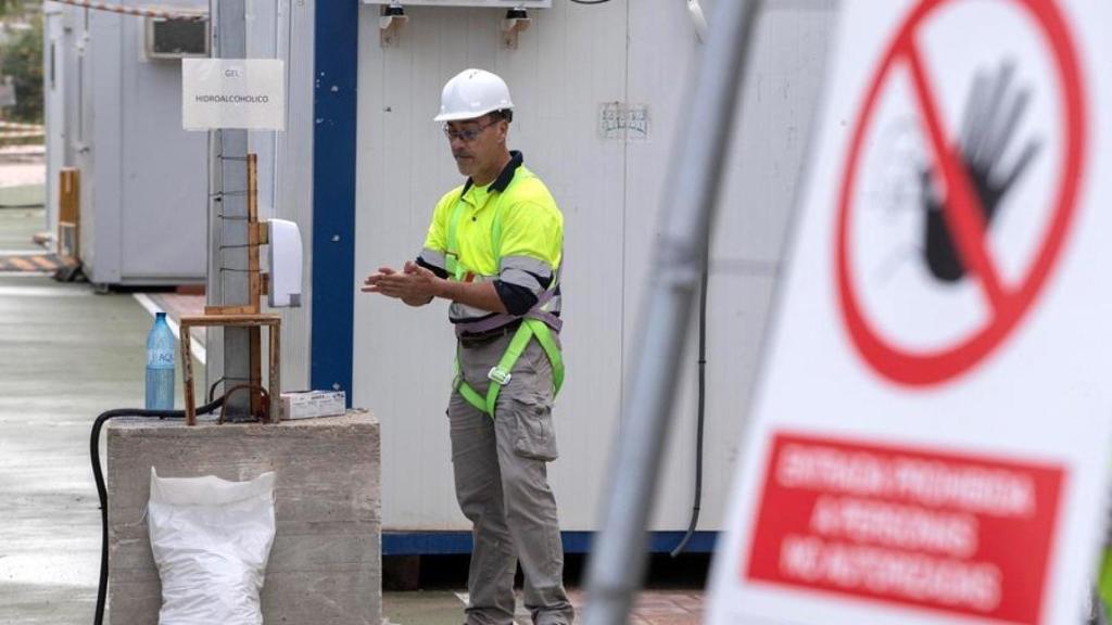 Un operario de la construcción