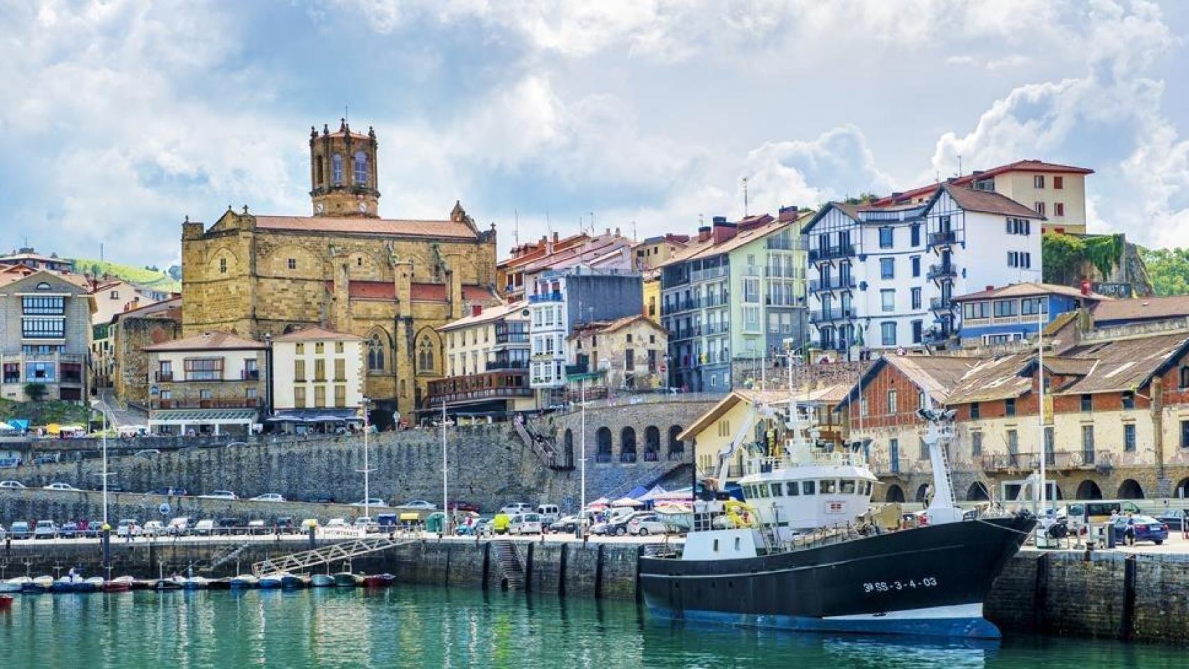 El pueblo donde mejor pescado a la brasa se come.