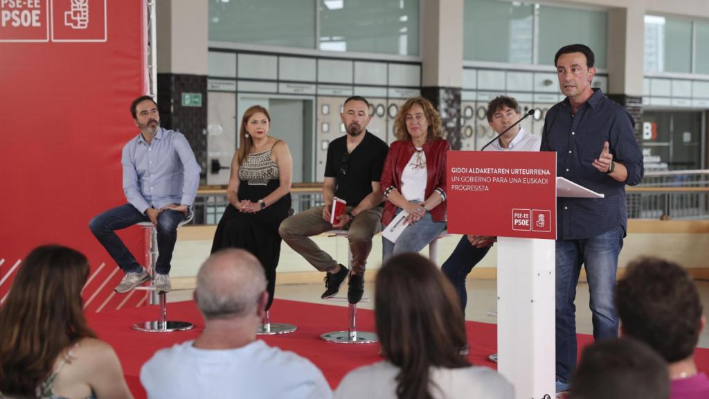 Acto del PSOE para hacer balance del primer año del Gobierno vasco