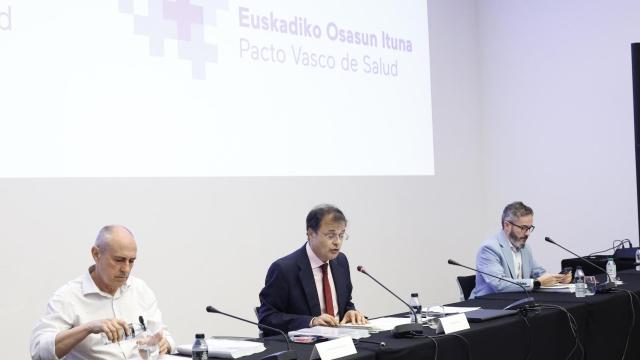 Undécima reunión de la Mesa del Pacto de Salud celebrada en Bilbao