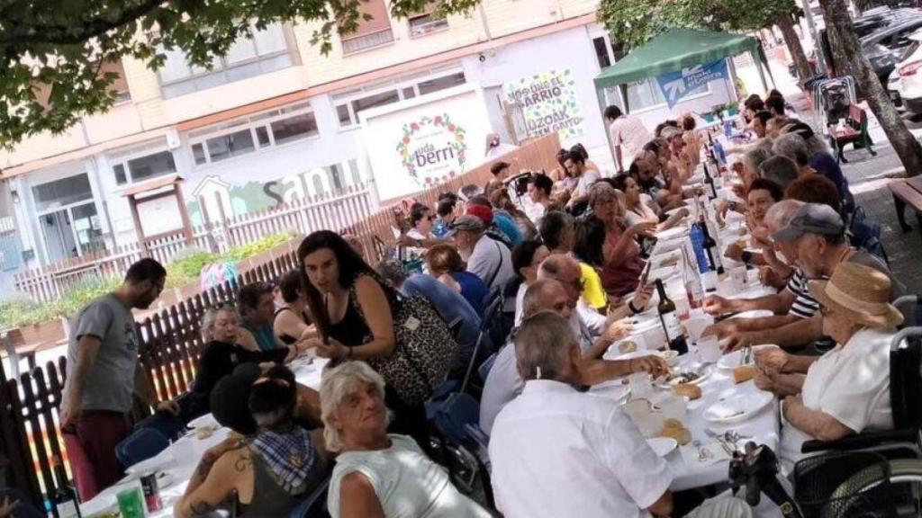 Comida de SARE a favor de la excarcelación del etarra dirigente Iñaki Esparza