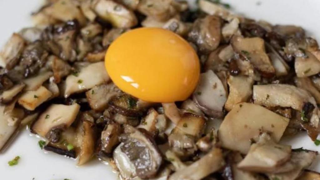 Hongos con yema.