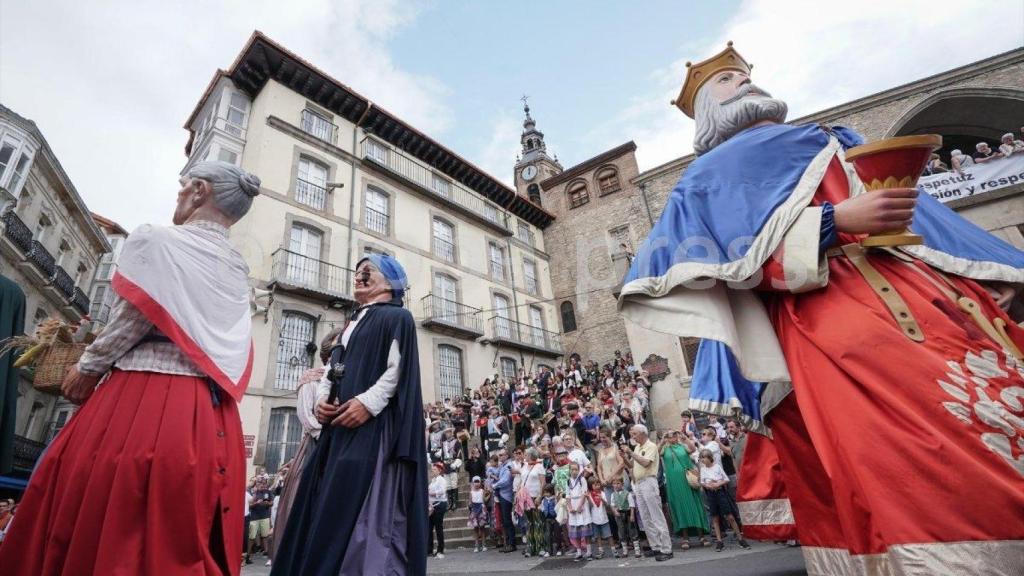 Gigantes en las fiestas de Vitoria-Gasteiz.
