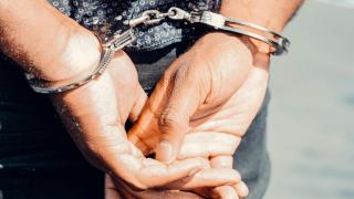 Detenido un joven de 21 años por acosar a varias chicas en las fiestas de Vitoria