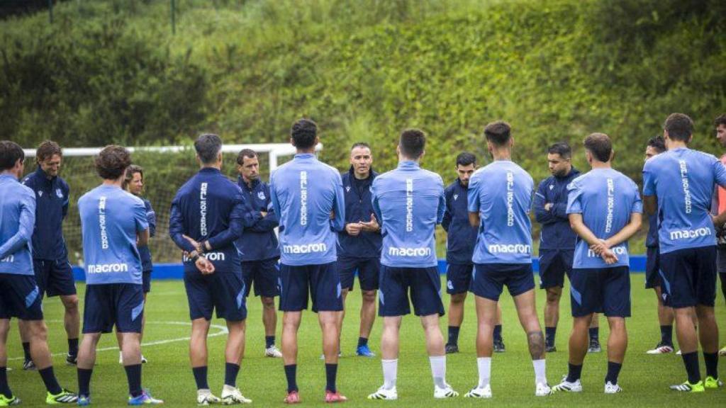 Sergio Francisco debuta como nuevo entrenador de la Real Sociedad.