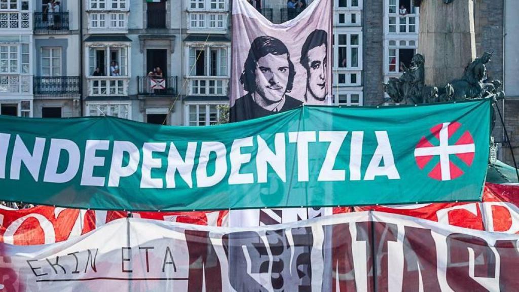 Cratel de Txiki y Otaegi en la baja de Celedón, Vitoria