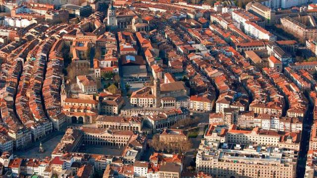 La mitad de vascos vivirá en zona protegida tras la declaración de Vitoria como zona tensionada