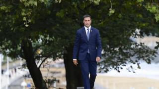 El lehendakari, Imanol Pradales, a su llegada al Palacio de Miramar para presidir el primer Consejo de Gobierno