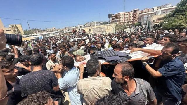 Fotografías con asesinados en Gaza, en una imagen de archivo