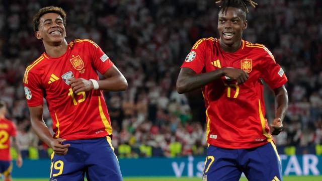 Nico Williams y Lamine Yamal con la Selección Española
