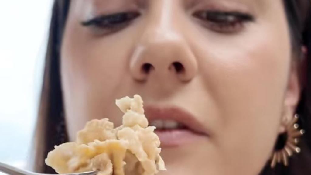 La usuaria de TikTok que pide el pincho de tortilla de patatas en el bar de Arguiñano.