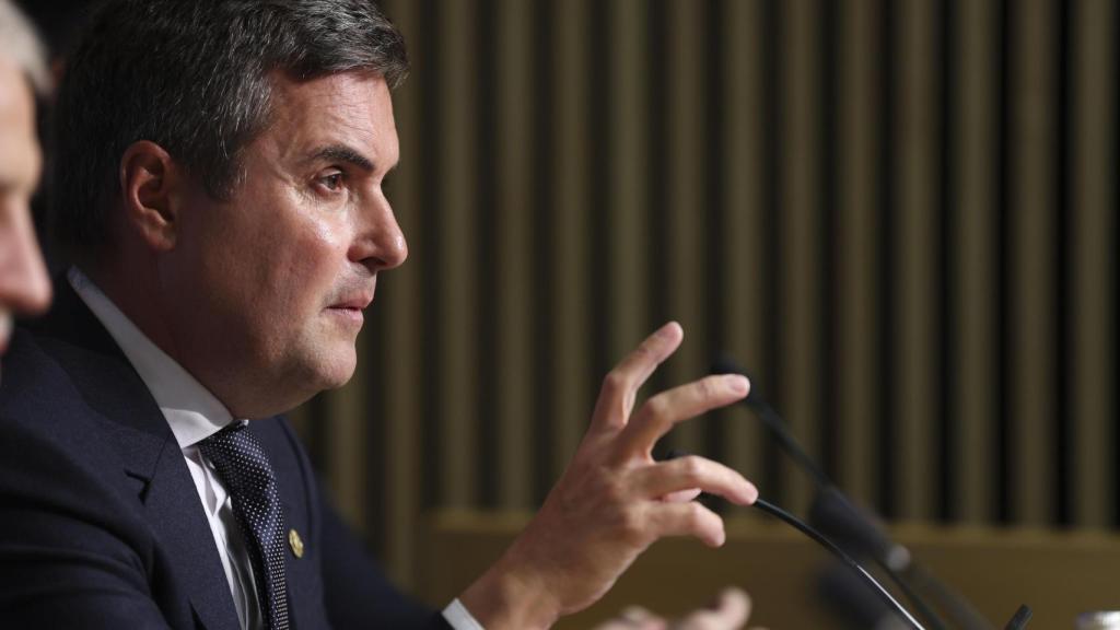 El consejero de Industria, Transición Energética y Sostenibilidad, Mikel Jauregi, en la imagen, da a conocer este jueves la convocatoria de mesas sectoriales en las que se va a analizar, debatir y coordinar la respuesta público-privada a la actual situación arancelaria y su impacto en la industria vasca