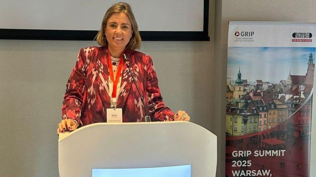 La profesora Elsa López Pintor, de la Universidad Miguel Hernández e investigadora del CIBERESP