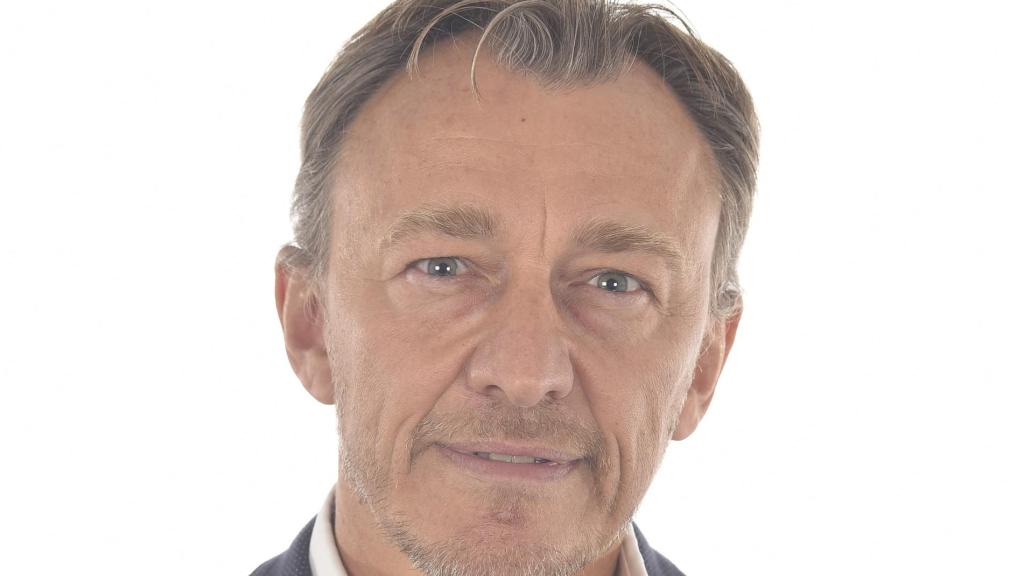 Faes Farma ficha de Abbott a Alex Granados para encabezar la gestión industrial