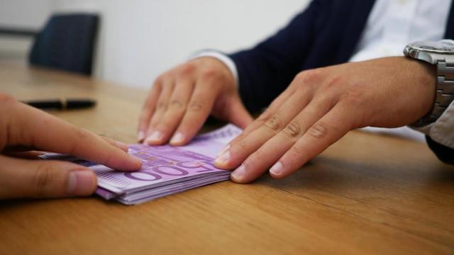 Entrega de efectivo