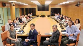 Reunión del grupo parlamentario del PNV con Imanol Pradales y Aitor Esteban.