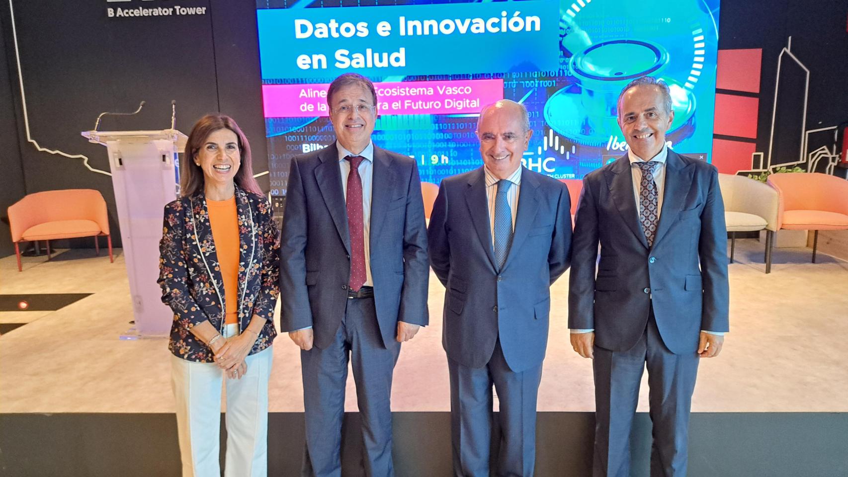 Itziar Cuenca, Alberto Martínez, Joseba Inchaurraga y Asier Albizu.