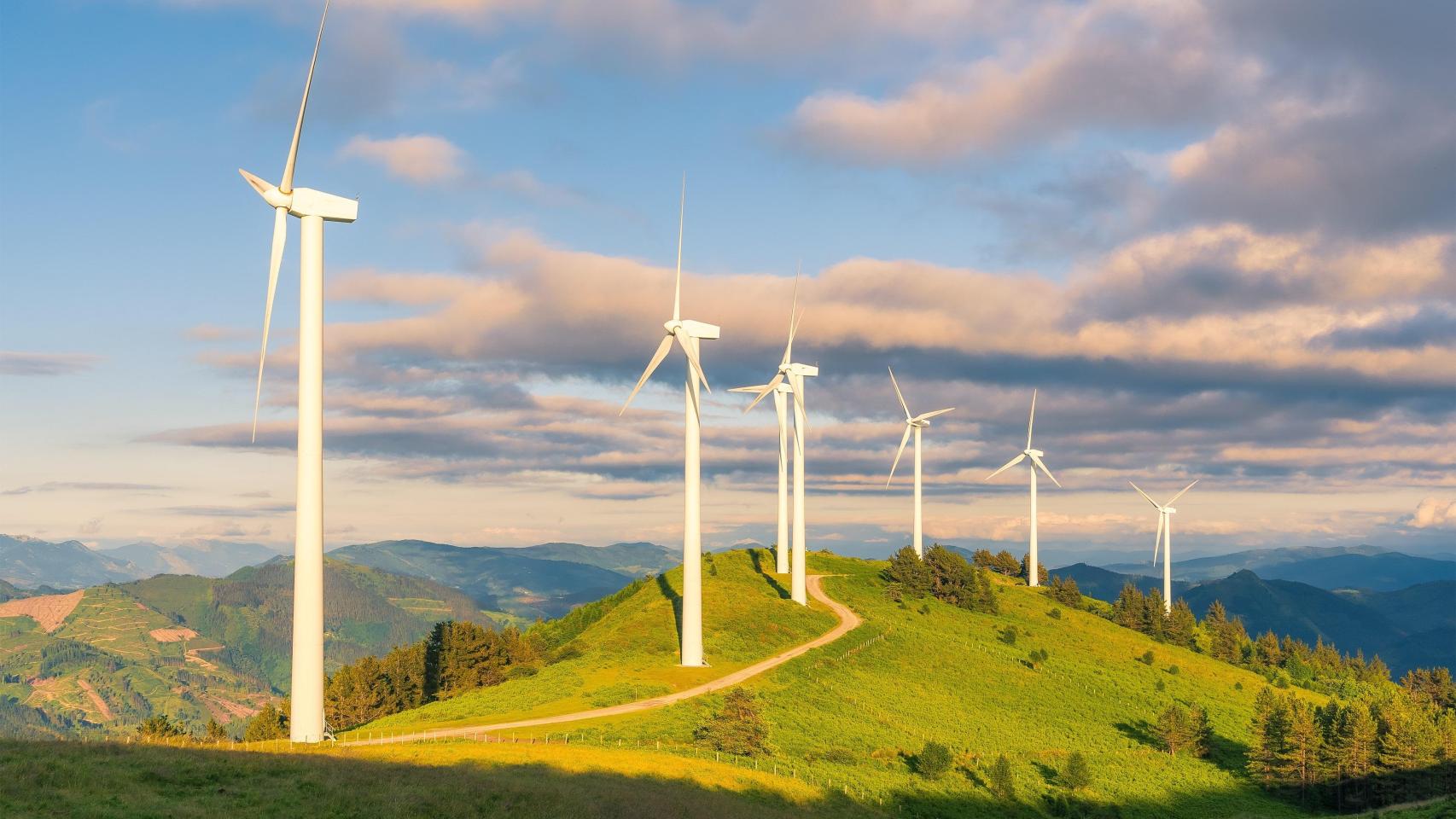 Parque eólico de Oiz, próximo a los montes Jata y Sollube donde siguen adelante los proyectos de Arena Power / E Press