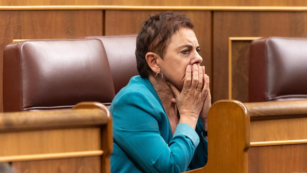 La portavoz de EH Bildu en el Congreso, Mertxe Aizupurua, durante una sesión plenaria en el Congreso de los Diputados, a 16 de septiembre de 2025