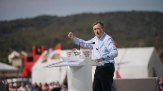 El presidente del PNV, Aitor Esteban, interviene durante la celebración del Alderdi Eguna, a 28 de septiembre de 2025