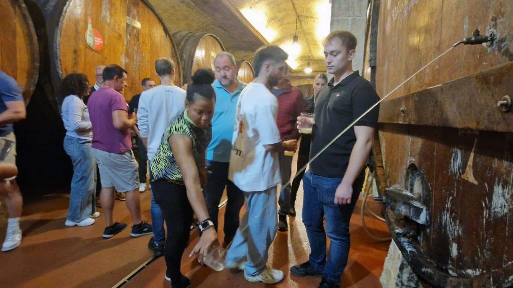 El tamaño de la sidrería y su producción marcarán la diferencia entre limitar el txotx al tradicional periodo de enero a mayo, o se disfruta todo el año, como ocurre en Petritegi