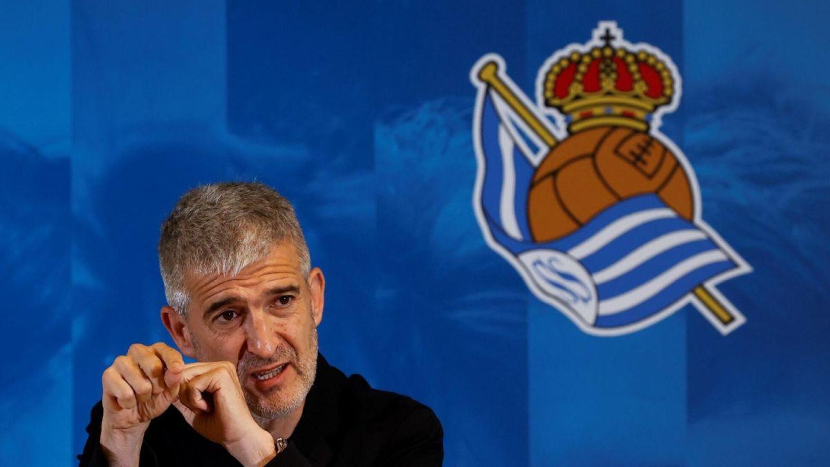 Roberto Olabe, durante su etapa como director deportivo de la Real Sociedad.